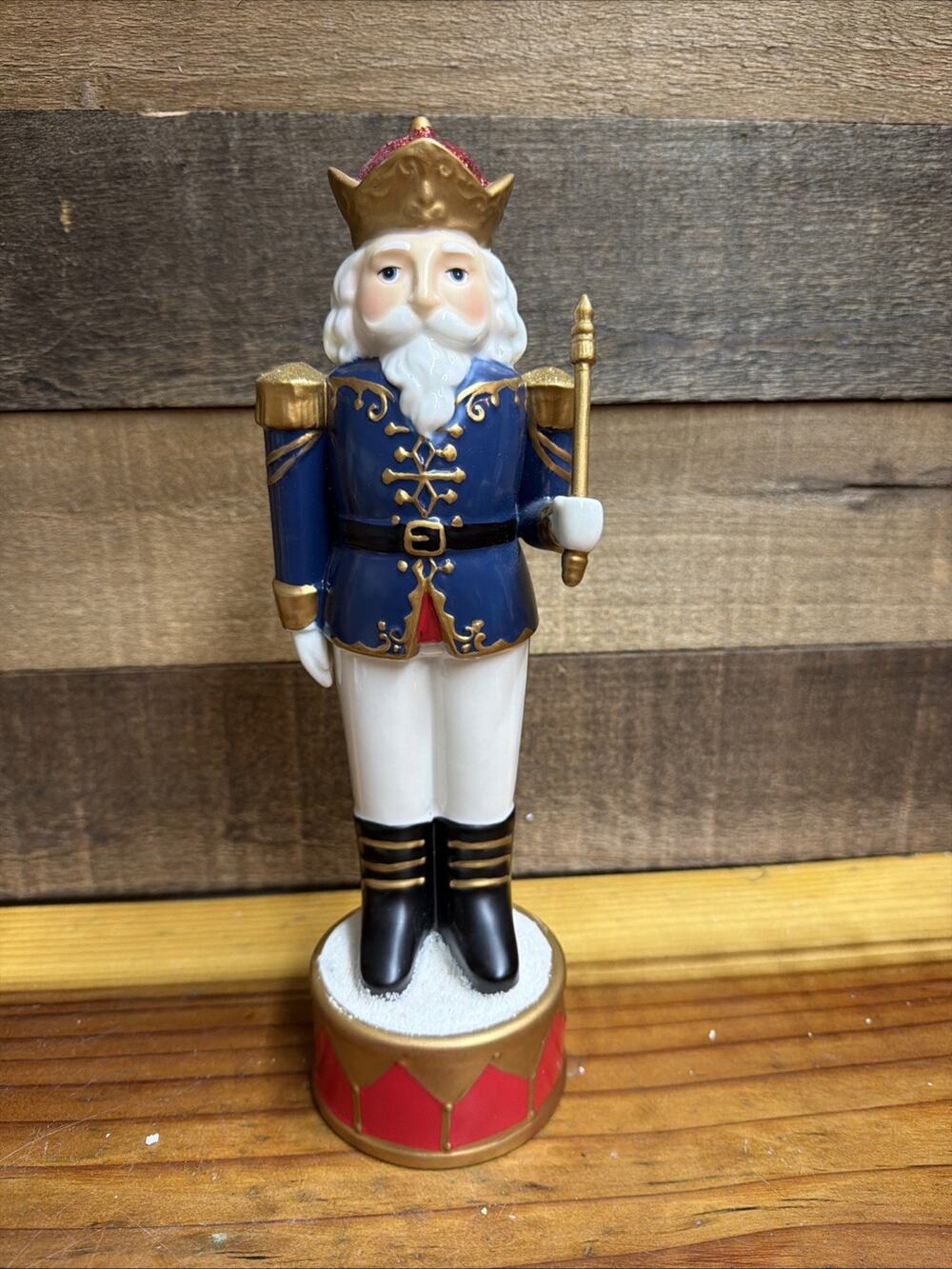 Ceramic Nutcracker With Glitter 11.5”